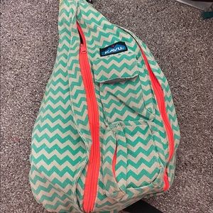 LOWEST PRICE I WILL GO Kavu shoulder bag